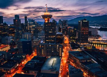 Greater Vancouver Real Estate Market sees both Buyers And Sellers Hesitating